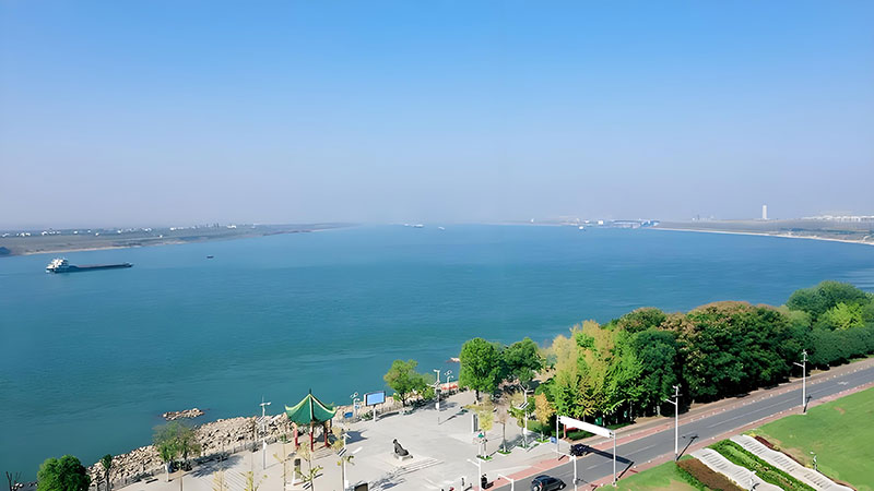 江陵滨江公园